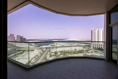 √1BR with Balcony | High-Level | 3 Payments √