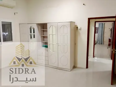 الفيلا بالليوارة1 عجمان على الشارع الرءيسي وقريب من ميناء عجمان