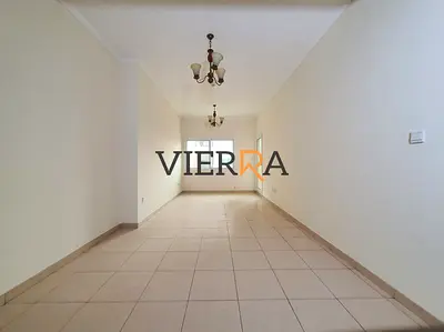 شقة واسعة بغرفتي نوم | غرفة غسيل | موقع مميز