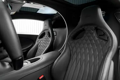 2021 Bugatti CHIRON — фото 12
