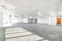 Vacant | Half Floor | Prime Location