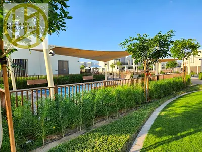 Modern 3 BEDROOM TOWNHOUSE NEAR POOL