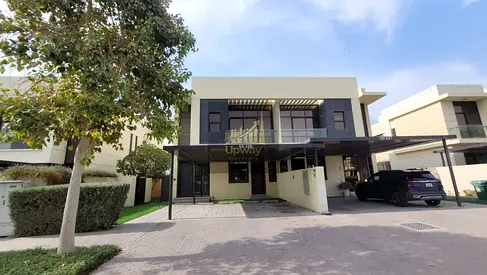 ٣ غرف نوم حصرية | صف واحد لخصوصية أكبر | تصميم داخلي مطوّر | مخطط واسع