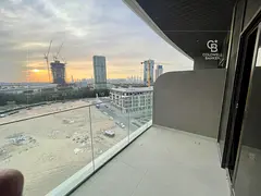 ULTRA LUXURY | FULLY FURNISHED + STUDY