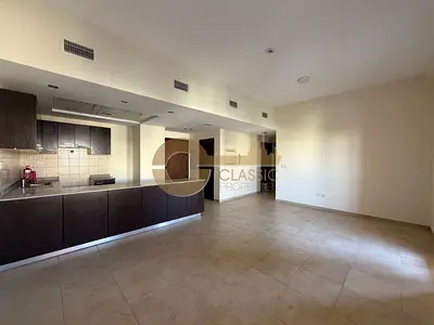 PREMIUM LOCATION | FAMILY LIVING | BALCONY