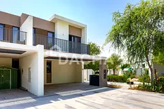 Vacant | Single Row | 4 Bed plus Maid