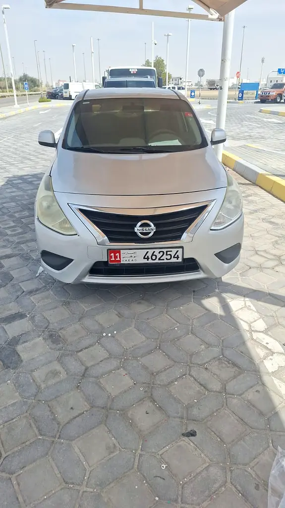 Nissan Sunny 2020 — photo 1 of 5