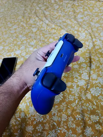 playstation controller $% of war