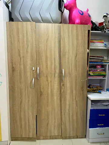 Modern Wooden Wardrobe