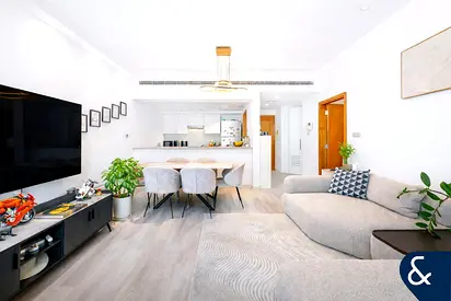 Rare View | Upgraded | Furnished | VOT