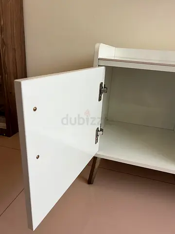 خزانة تلفزيون جديدة من Home Box | New TV Cabinet from Home Box