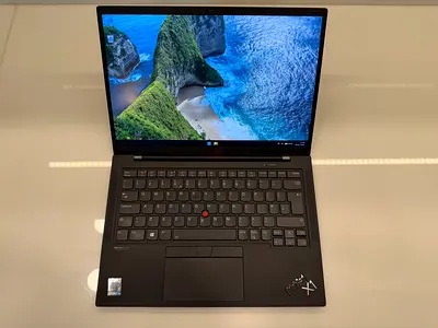 Lenovo ThinkPad X1 Carbon Gen 9 | i5 11th Gen | 16GB RAM | 250GB Storage | Win 11 Pro