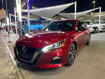 نيسان التيما SRموديل 2020 وارد امريكي بحاله ممتازه