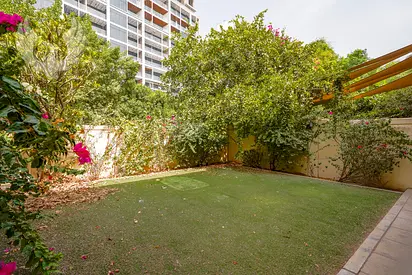 Single Row | Pool & Park Nearby | Upgraded