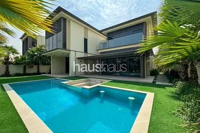 Vacant | Private Pool | Premium Option