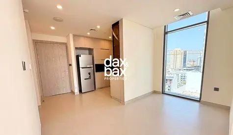 شقة بغرفتي نوم | هادلي هايتس JVC | الوصول إلى الشرفة والمسبح | إطلالة على المنتزه ووسط المدينة