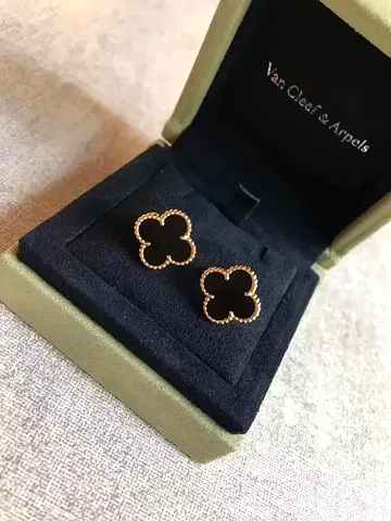 Van Cleef  Arpels Earrings