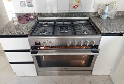 New BOSCH Series 8 Top 5 Burner Gas Down Oven Electric Cooker Range Size 90cm