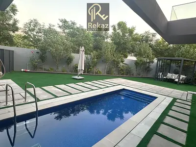 SPECIAL PRICE_PRIVTY POOL_CORNER UNIT_LANDSCAPE!