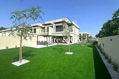 Single Row 4BR TH | Largest Plot | VOT