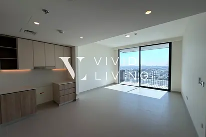 Community View | Mid Floor | Multiple Cheqs