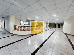 Fitted Commercial Shop!!262 Sq.Ft-40K!!!!! Prime Location!!