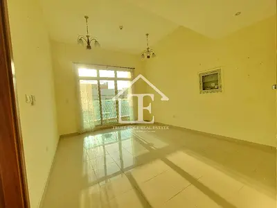 Balcony | Fitted Kitchen | Spacious | Unfurnished