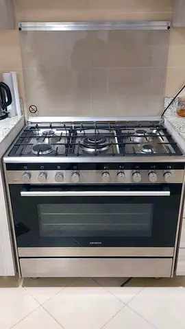 SIEMENS Gas 5 burner cooker range size 90cm made Italy