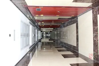 One Month Rent Free-Spacious 1 BR-Chiller Free