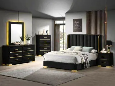 Elegant Black Bedroom Set with Contemporary Design