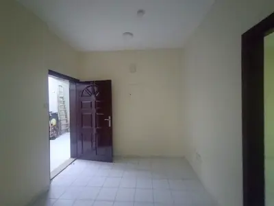 1bhk with balcony window ac available in nabba Sharjah