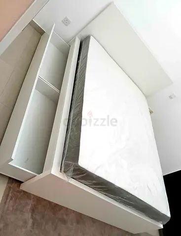 IKEA malam queen‑size bed (160 × 200 cm) with 2 storage drawers underneath and an IKEA mattress ✨