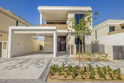 Corner Unit | Community View | Vacant