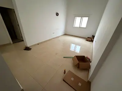 اجمل الشقق بااقل الاسعار _ غرفه وصاله في موقع حيوي جدا بالروضه عجمان _ بسعر مميز سهل المخرج الي دبي والشارقه