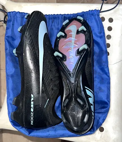 Nike mercurial football boots
