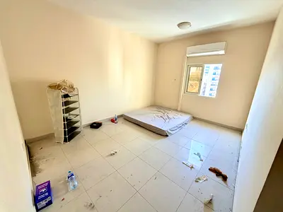 Spacious studio with separate kitchen available for rent just in 19999 AED