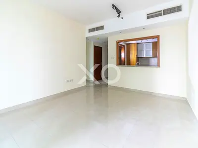 Great price | Vacant | Fountain View