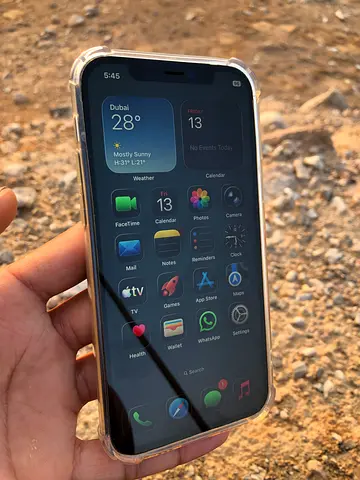 iPhone with Clear Case for Sale Rak