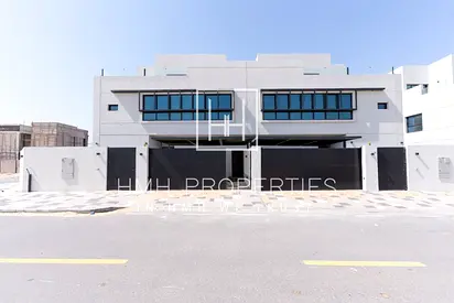 Hot Offer |Free Services Charges | Prime Location | Freehold for GCC