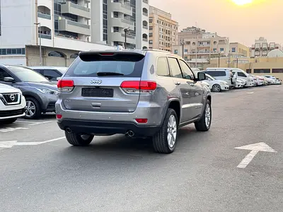 صورة 6 لـ 2017 JEEP GRAND CHEROKEE L