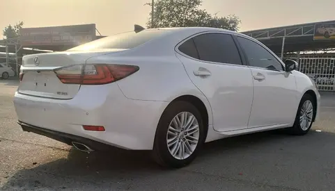 صورة 7 لـ 2018 Lexus ES-SERIES