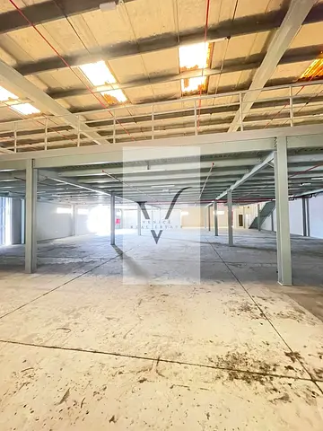 موقع مميز - اطلالة مفتوحة - موقف سيارة -اقساط مرنه