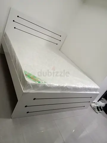 Modern Bed Frame with Headboard