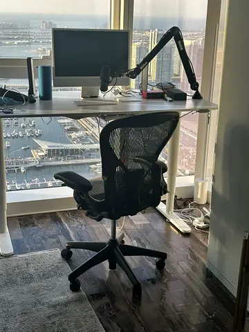 Herman Miller Standard Size Fully Adjustable 
The Most Comfortable Office Chair
Great for Back