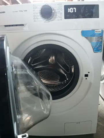 Panasonic new model washing machine good working condition 7 kg