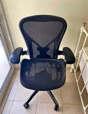 Herman miller chair 🪑 full options full loaded