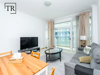 Furnished | Canal Views | Middle Unit | Spacious