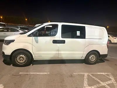 Hyundai H1 Cargo Van 6 seats 2020 Model Accident Free Low Mileage
