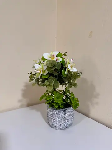 Flowers pot for sale