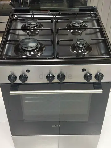Siemens Brand 4 Burner Full Gas Cooker Range Size 60cm